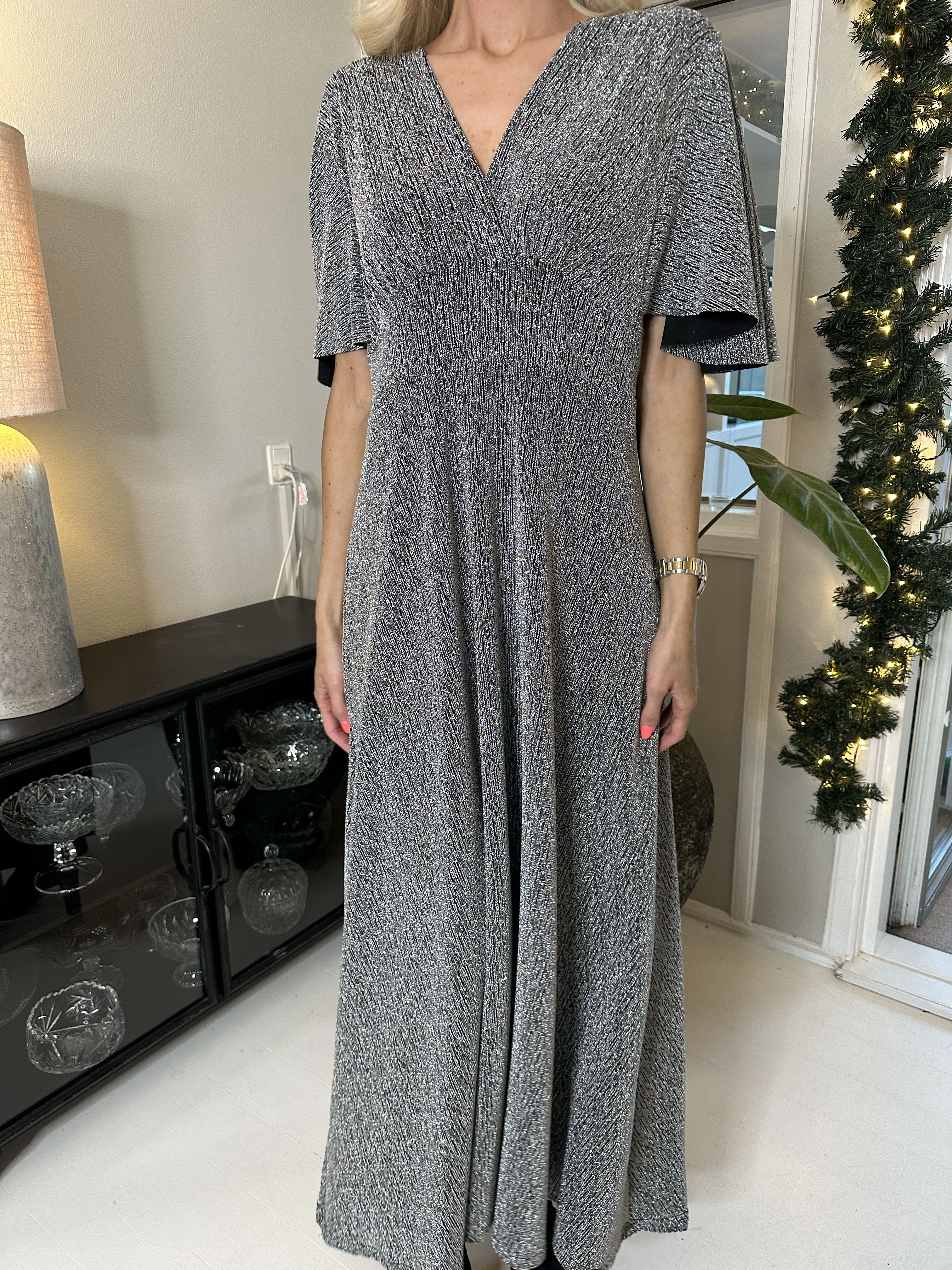 Julia - Lång elastisk klänning med glittertrådar